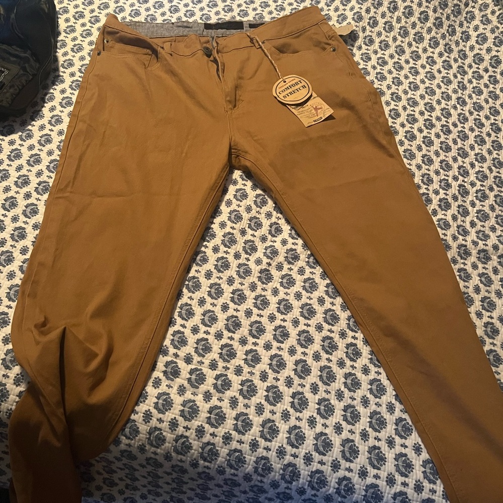 Mens brown cargo/jeans more jeans